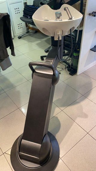 Sillones y lavacabezas  de peluqueria
