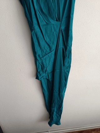 Vestido midi Zara asimétrico satinado L