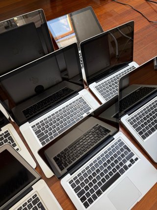 Lote 10 MacBook Pro Apple