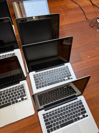 Lote 10 MacBook Pro Apple