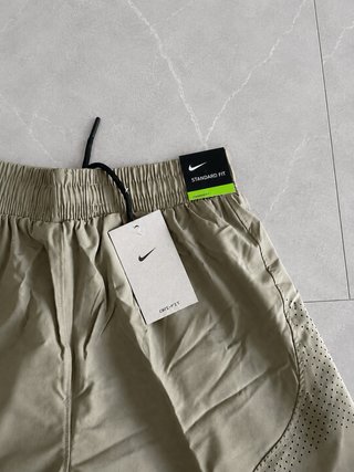 Short Nike Dri Fit hombre talla L nuevo