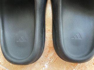 Adidas Yeezy Slide Onyx Talla 43