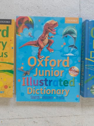 Oxford Dictionary and Thesaurus por separado