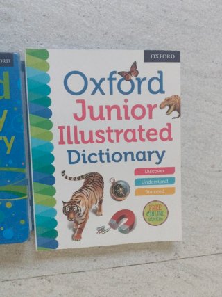 Oxford Dictionary and Thesaurus por separado