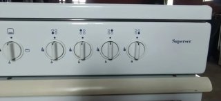 Cocina de gas butano blanca