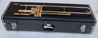 Trombon Yamaha de pistones con estuche