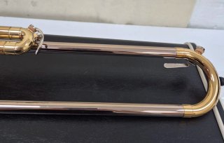 Trombon Yamaha de pistones con estuche