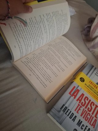 La asistenta, la asistenta te vigila y el secreto