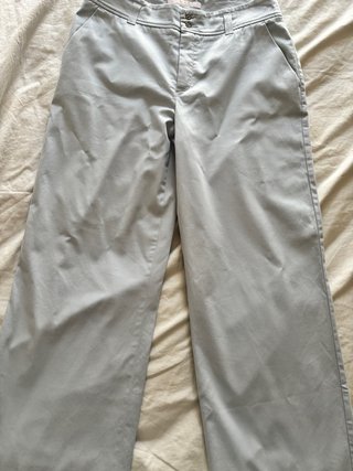 Pantalón ancho y bomber Zara