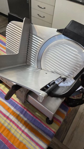 Cortadora de fiambre profesional