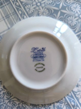 Piattino Limoges bambina con fiori