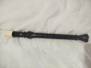 Flauta dulce negra