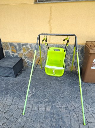 Columpio infantil verde