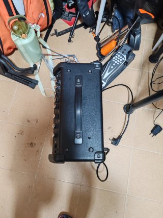 Amplificador Line 6 Spider IV 15W Guitarra