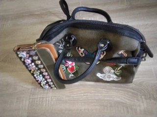 BOLSO Y CARTERA A JUEGO
