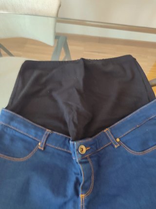 Pantalón tejano premamá azul, talla M