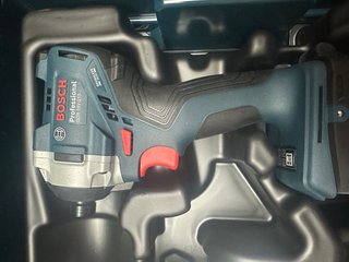 Atornillador de Impacto Bosch GDR 18V-215