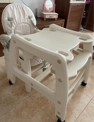 Silla de bebé alta COSTWAY con cojín