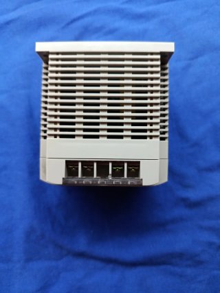 Fuente de alimentación OMRON