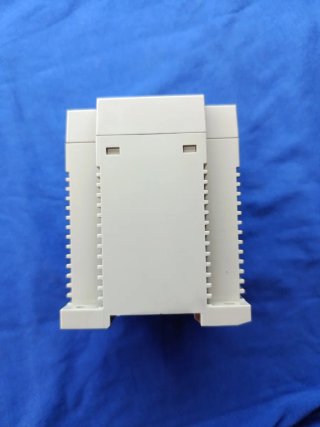 Fuente de alimentación OMRON