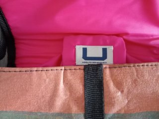Bolso multicolor de Adolfo Domínguez