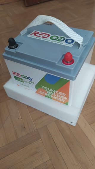 Batería Redodo 12.8V 50Ah LiFePO4