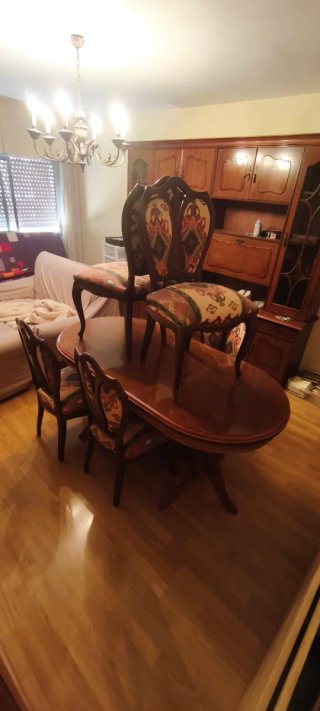Conjunto mesa comedor extensible y 6 sillas