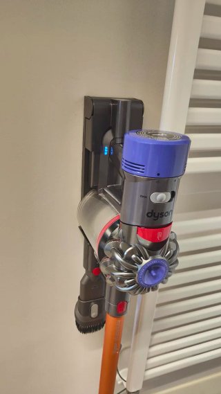 Dyson V8 Absolute Aspirapolvere Senza Filo