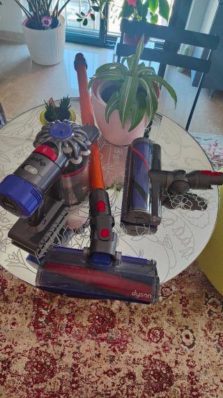 Dyson V8 Absolute Aspirapolvere Senza Filo