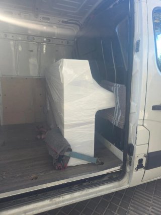 Transporte de pianos, mudanzas y materiales pesado