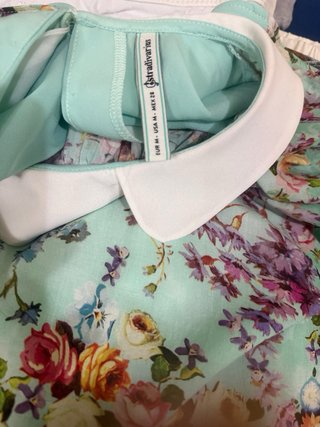 Blusa flores Stradivarius Talla M
