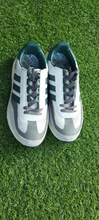 Adidas Retropy E5 Off White Collegiate Green 44