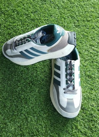 Adidas Retropy E5 Off White Collegiate Green 44