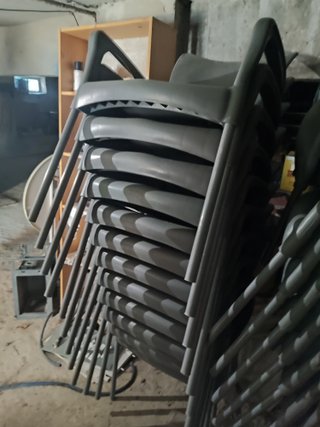 Sillas de plástico apilables