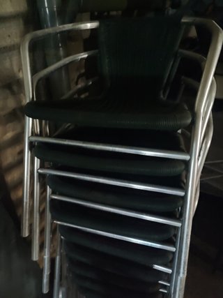 Sillas de plástico apilables