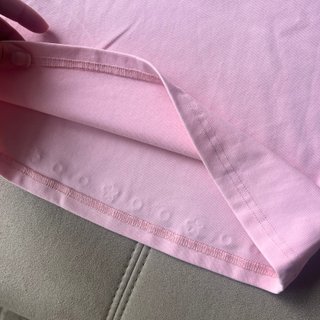 Camiseta Zara rosa con tachas plateadas