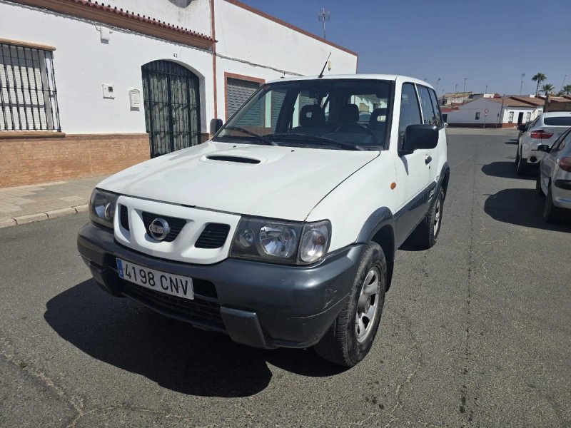 Nissan Terrano II 2004 - foto 1