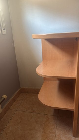 Escritorio de madera hecho a medida