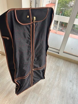 Maleta porta trajes poco uso