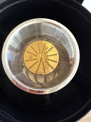 Extractor Zumo Cecotec Extremetitanium 19000