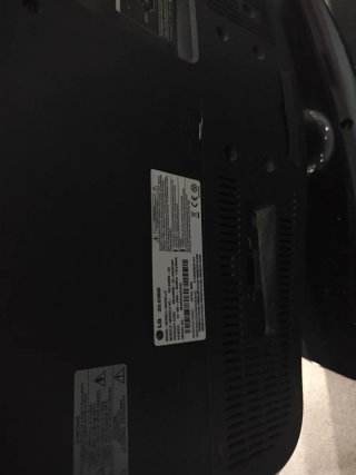 Televisor LG 32 pulgadas con mando a distancia