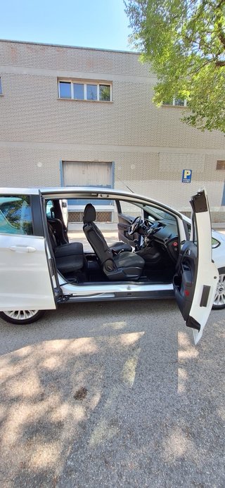 Ford B-MAX 2012