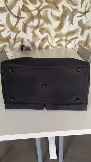 BOLSA DE VIAJE NEGRA