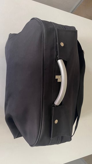 BOLSA DE VIAJE NEGRA