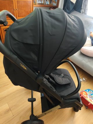 Silla de paseo Kinderkraft Loom Negra