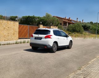 PEUGEOT 2008 1.6 e-HDi 92 CV | 2014 | DIÉSEL