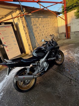 Cbr 600f4i