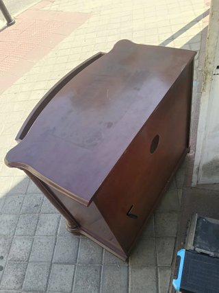 Mueble de madera universal