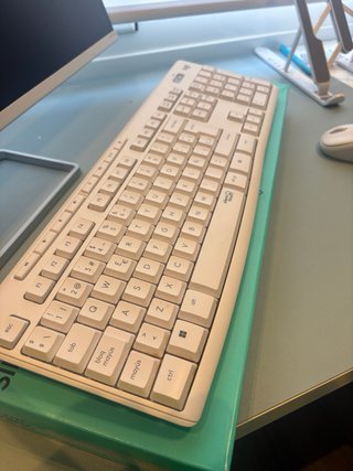 Monitor HP M27f 27 + Teclado y Ratón Logitech