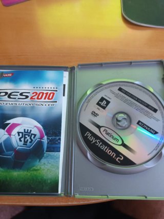 Pro Evolution Soccer 2010 PS2 Platinum